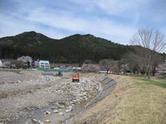 2012.04.15 河川工事中 → 2015.07.19 現在の黒川河川